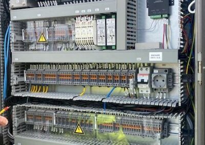 trabajos instalaciones electricas robledo jara 15 400x284 - Proyectos